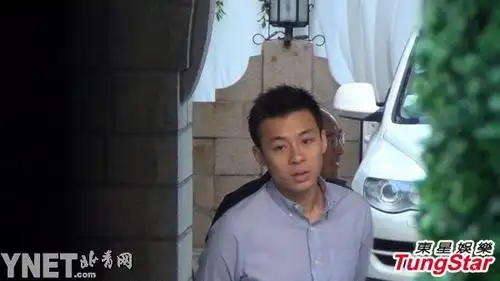 霍家三儿子霍启仁