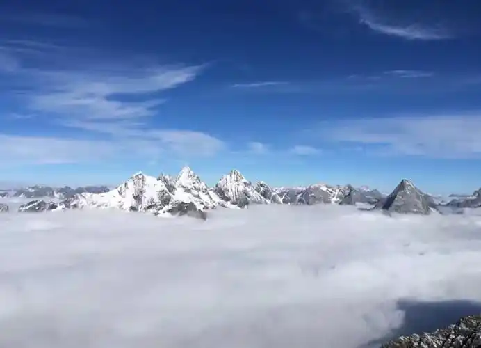 原创四川第二高峰仅次于贡嘎雪山被誉为中国的阿尔卑斯山