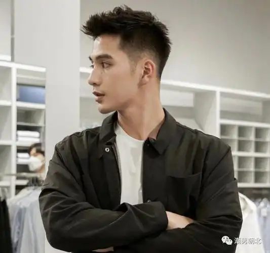 男生"不用烫"的3款发型,清爽干净,剪完秒变帅气小哥哥!