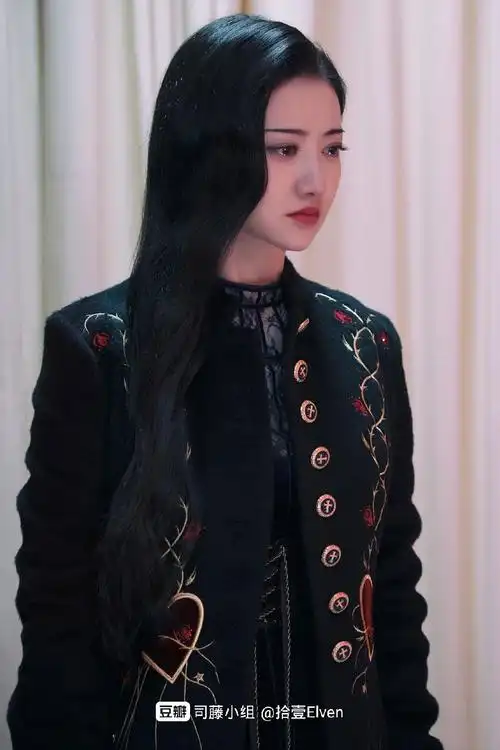 补10套共63套司藤的53套服装全了吗既然外套都单算了也不怕再多加几套