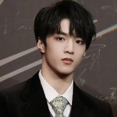 头像刘耀文刘耀文小盆友请继续相信童话和魔法吧