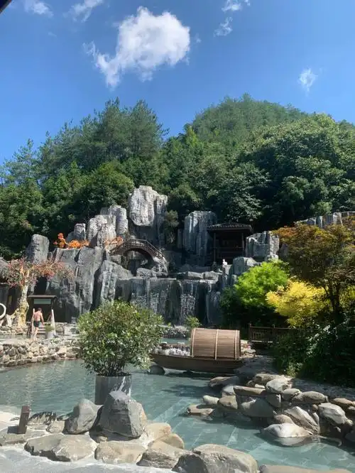 美美的铜鼓汤里温泉76