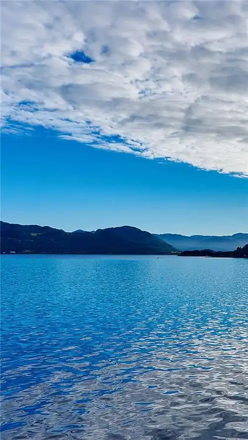 蓝色系山水风景手机壁纸