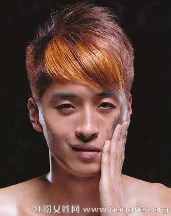 有下巴两边胖的要死这就是传说中的包子脸?