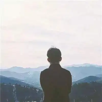 简约大气的情侣头像背影独特