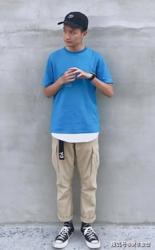 帅气矮个子男生的穿搭,一定要让别人的注意力集中在衣服上,而非身高上