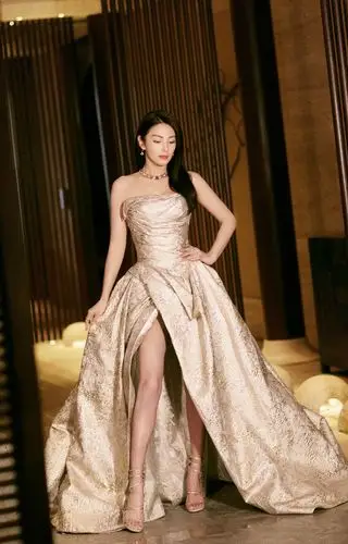 张雨绮新剧宣传美图