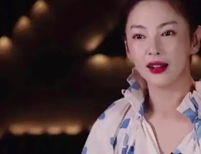 乘风破浪的姐姐被忽略的一幕我大龄单身那又怎样