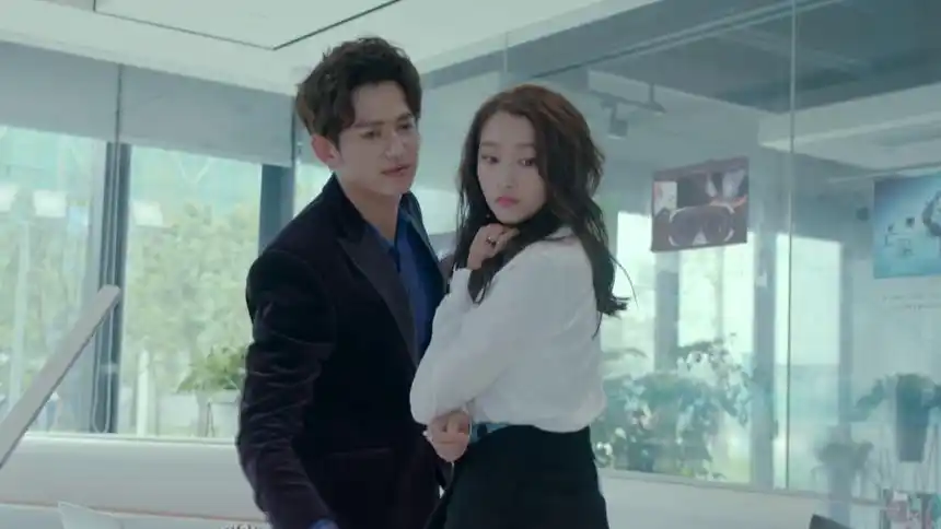 《极光之恋》超长预告:马可关晓彤携手上演暖冬蜜恋