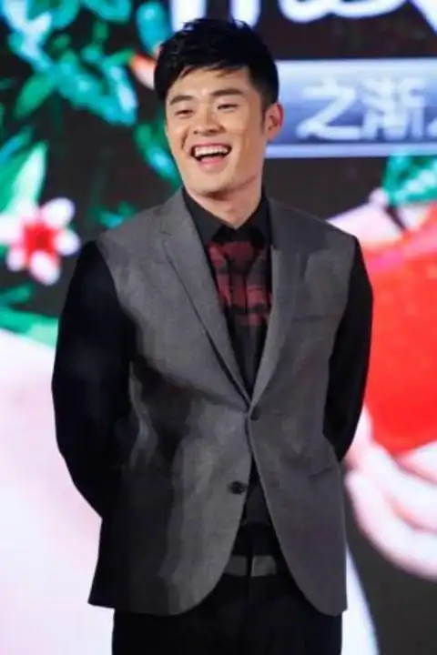 帅哥照片帅哥明星陈赫笑的图片大全15帅哥猛男文章小虾米