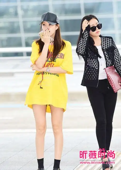 林允儿黄美英郑秀晶 韩国女星夏季街拍穿搭