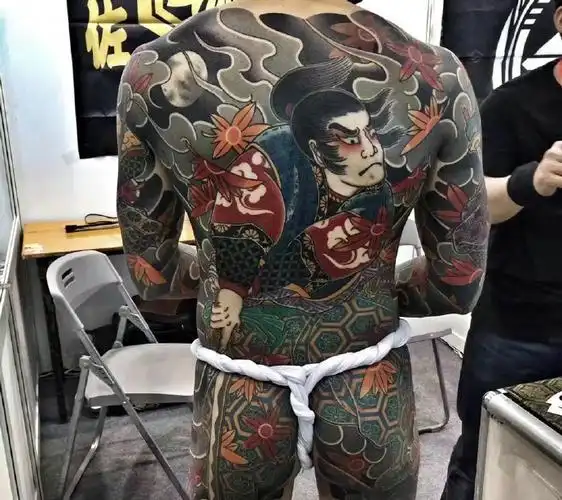 两款霸气十足的大满背纹身图案