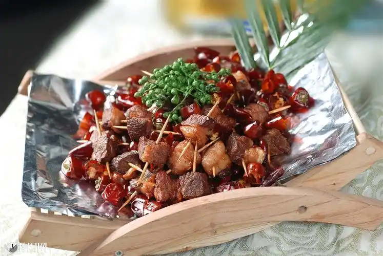 江湖篇青花椒肥牛串_中国菜图片_中餐素材_特色菜_菜品食谱_餐饮美食