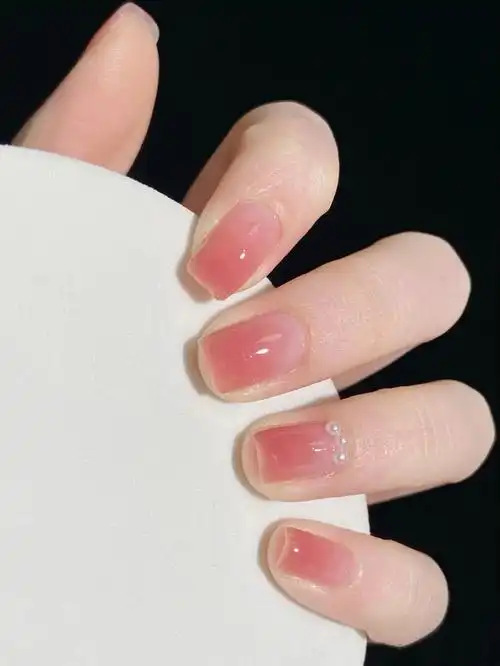 糖腌梅子果冻渐变美甲