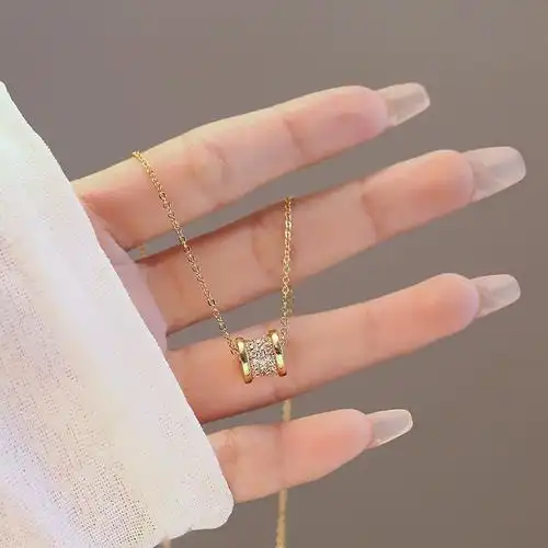 小蛮腰项链女2024年新款18k金锁骨高级感精致小巧细钛钢不掉色