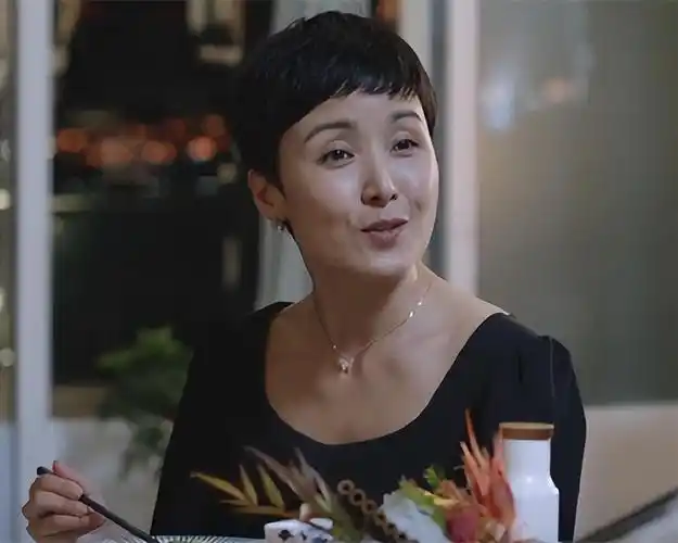 少年派2:李君婕出场,戏中角色演技完胜邓小琪,戏外则截然相反