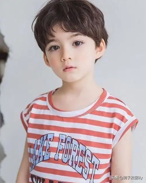 1,男士寸头发型(男生发型短发 寸头)