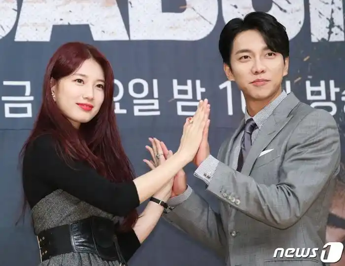 人民网讯 16日下午,韩国人气演员李昇基,裴秀智,申盛禄等出席了在首尔