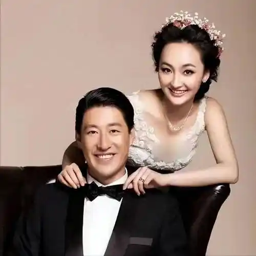 婚后6年生3胎,丈夫片约不断,被称"屏幕硬汉"_于震_辛月_方柏霓