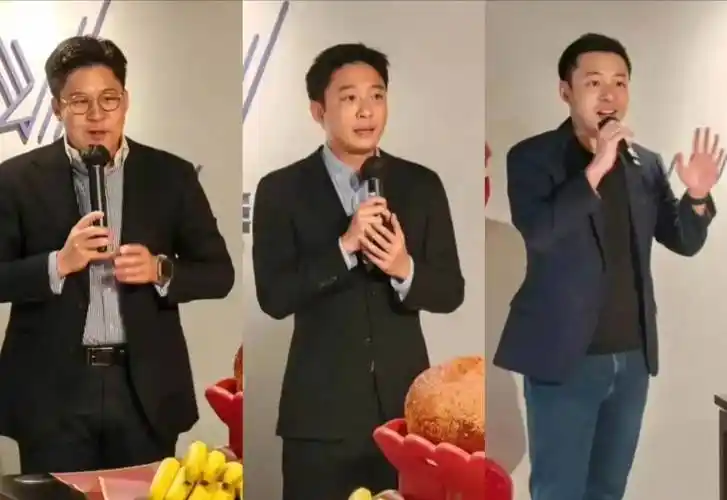 霍启刚,霍启山,霍启仁三兄弟一起出席焕新仪式,霍家三兄弟颜值实力都