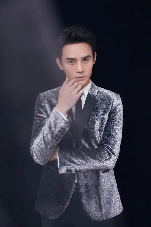 盘点2020上半年亮眼男演员下:为什么他们的角色话题度这么高?