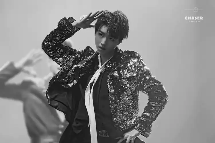 chaser0921_王俊凯个站的照片   微相册