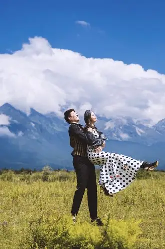 amy艾米倩的婚纱摄影作品《最萌身高差的两口子》