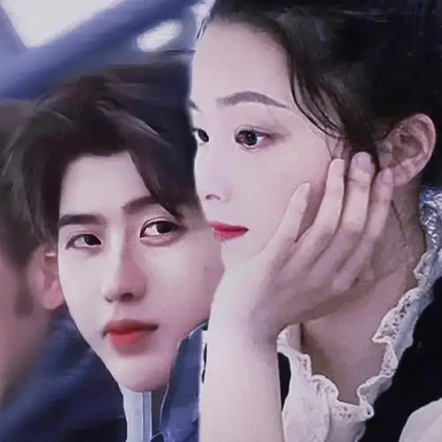 蔡徐坤理想男友和爱豆的p图合照