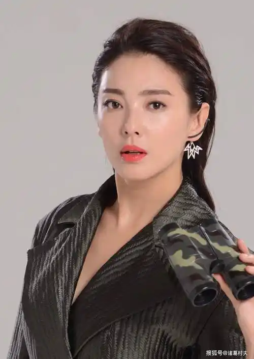 张雨绮这身材,内娱每一个能打的!_成为了_魅力_征服