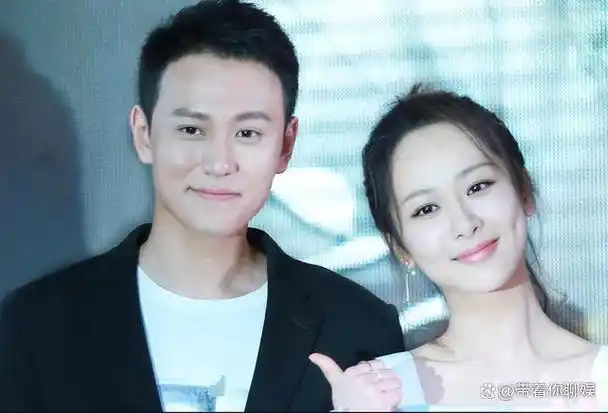 她意外将弟弟带入演艺圈如今自己不瘟不火弟弟却大红大紫