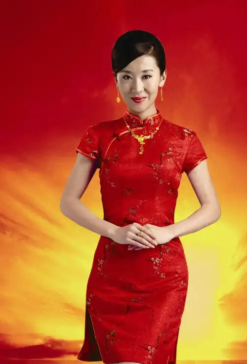 【旗袍美女 】美丽新娘 - 秋叶