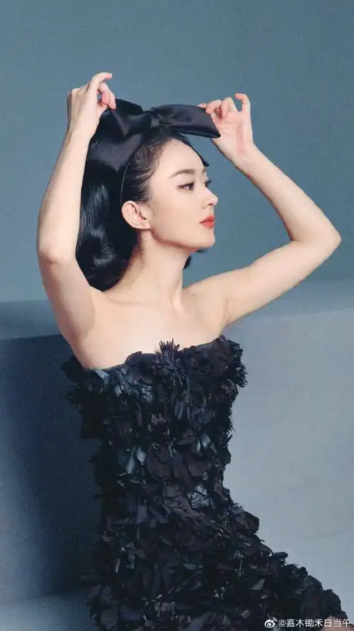 赵丽颖美人肩#美人在骨不在皮,赵姐的骨架子是真的完美.