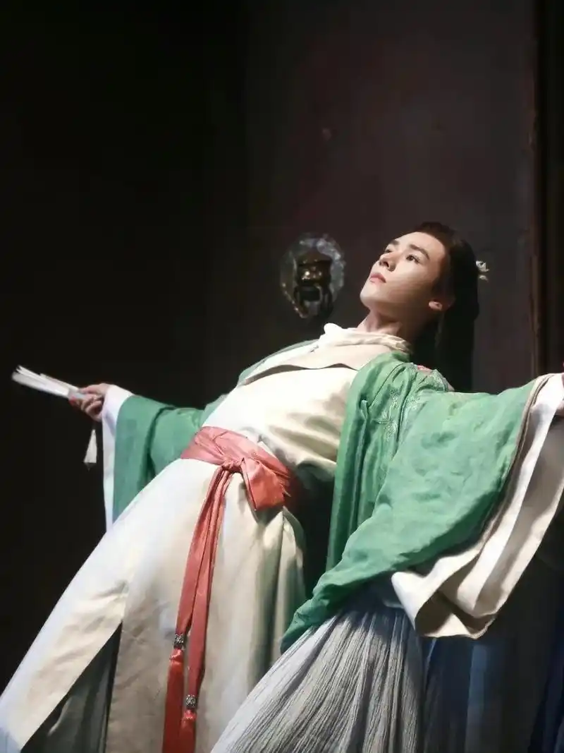 龚俊 #龚俊温客行 #古装 分享图片 - 抖音