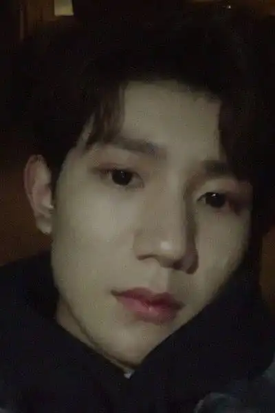 男星卸妆后:王俊凯沦为路人,王源毫无变化,易烊千玺却让人沦陷