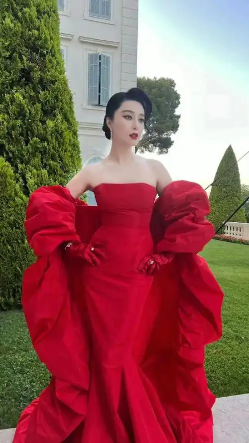 戛纳第十天:范冰冰中国红,姚晨下身失踪,华依澜风情万种