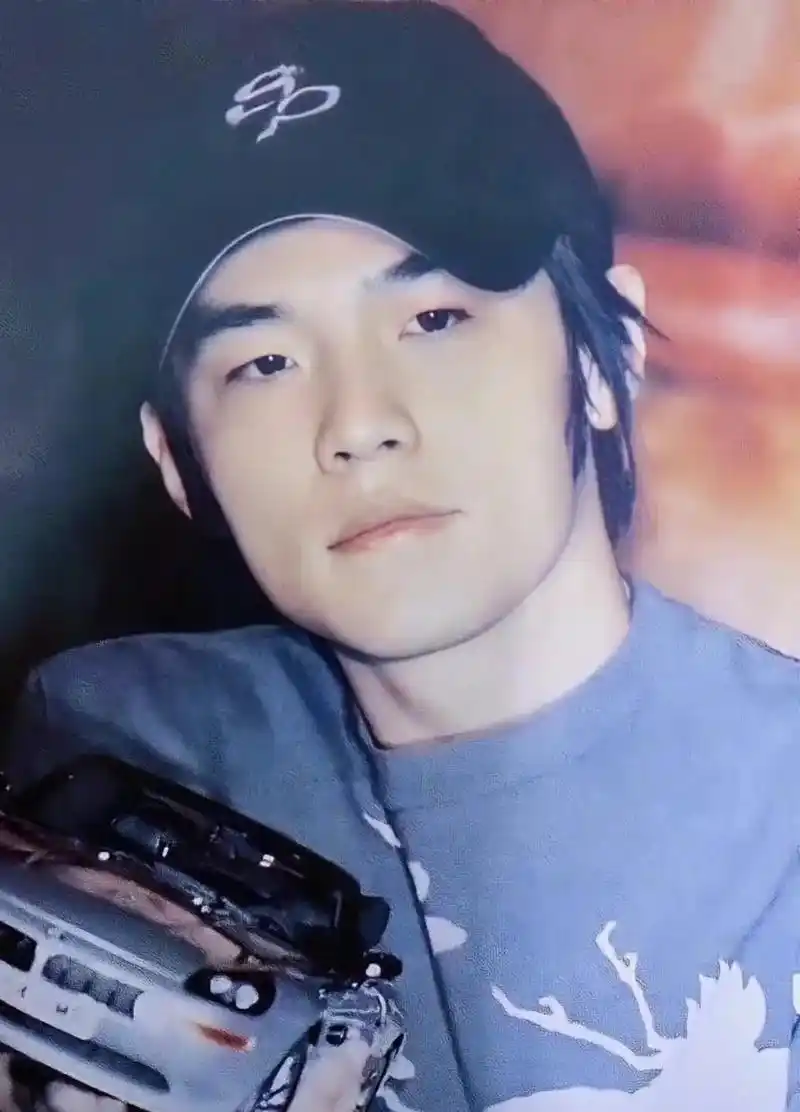 21世纪台湾歌坛代表人物#周杰伦#潘玮柏 - 抖音