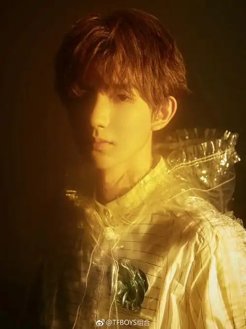 tfboys五周年快乐!