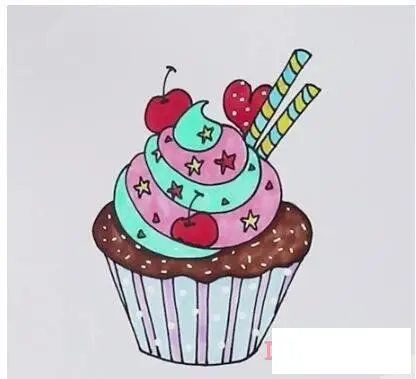 一起画一画冰淇淋啦.一圈一圈画下来,一条直线不要断哦.