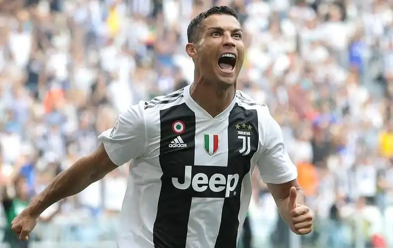 世界杯球星2018c罗(766球 33冠军,传奇巨星c罗,在足球历史上算什么