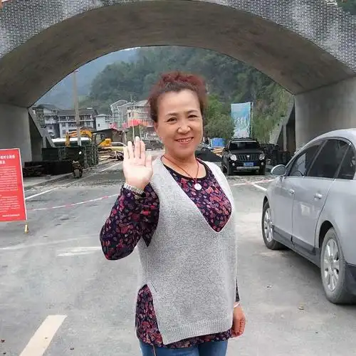 57岁离异女征婚照片(id:5276954)_辽宁沈阳征婚交友_我主良缘网