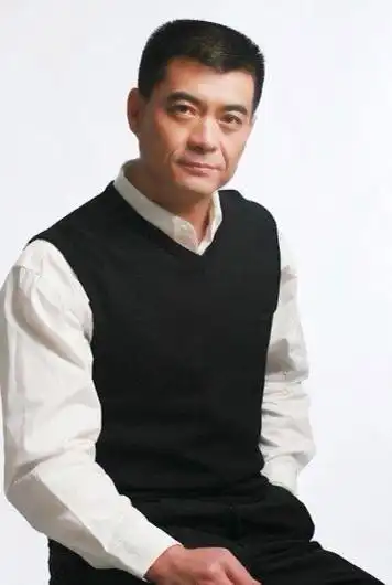 演员唐静王新军再当新郎时内心崩溃与儿子抱头痛哭