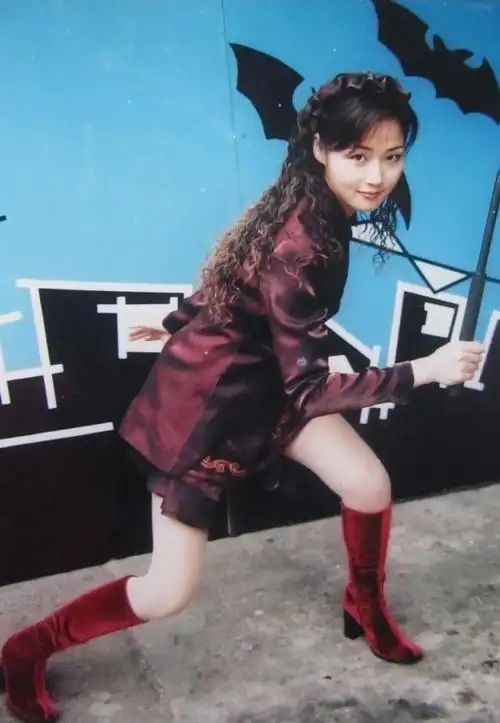 香港第一美腿万绮雯还好没有嫁给甄子丹最终收获幸福