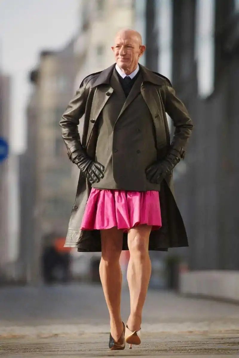 男生穿裙子火出圈遭1000万人围观网友比女的都妖娆