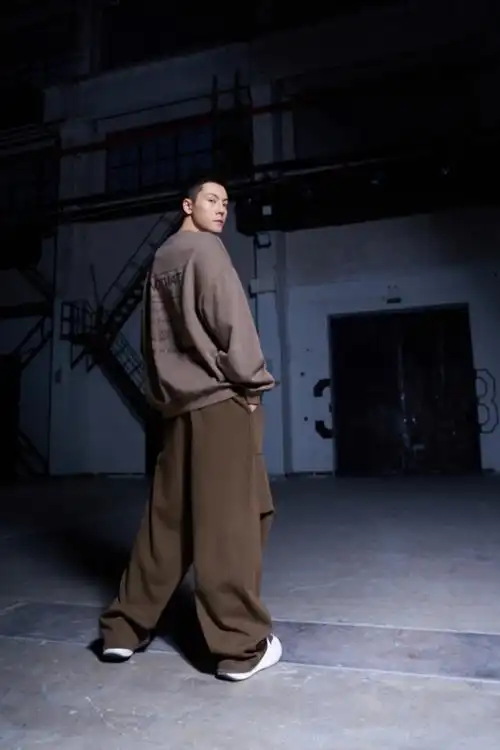 陈伟霆提前入夏穿搭##陈伟霆第一批入夏的男艺人