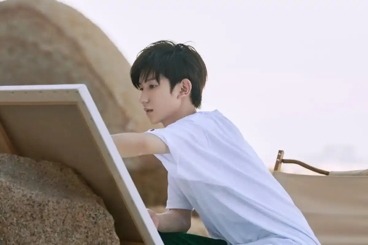 大家听源哥的新歌没#王源新歌海风吹 #王源壁纸 #tfboy - 抖音