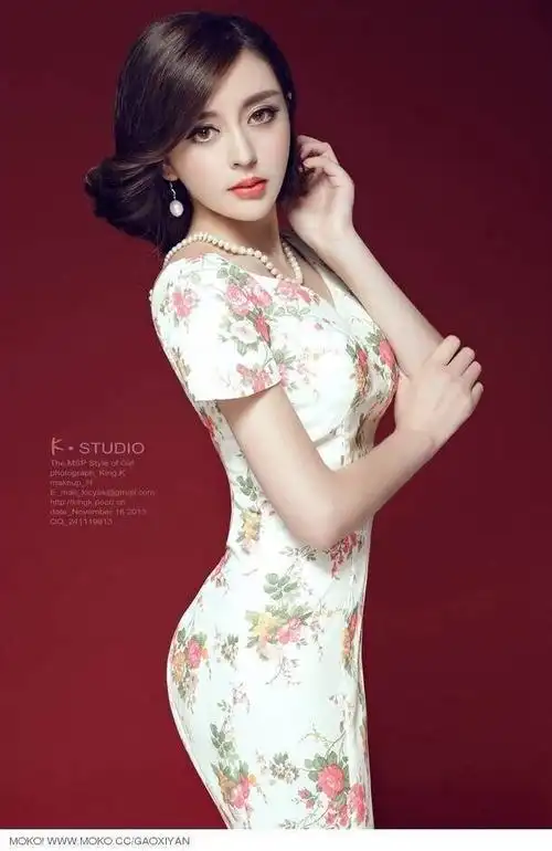 丰满少妇诱人性感时尚写真图片