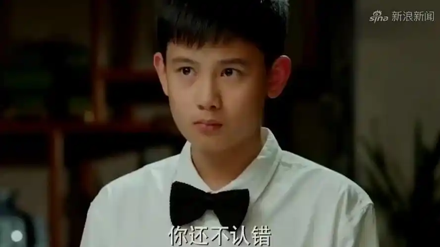 小别离:文洁为控制情绪,竟把药当糖豆吃,结果倒在地上抽搐