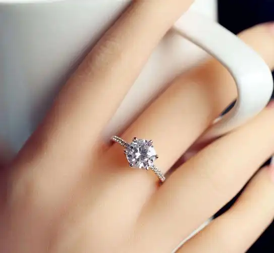 台州哪里回收1克拉戒指 当地钻戒回收店