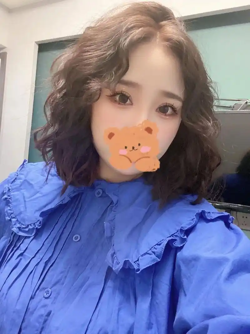 中短发女生烫法式卷发99真的太减龄太甜美啦 法式烫发 蛋卷头 圆脸