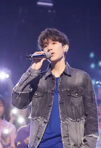 tfboys王源百变帅气写真图片